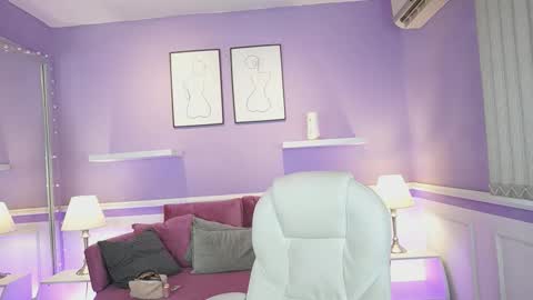 Dahlia Grey online show from 09/17/25, 11:34