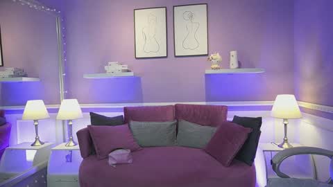 Dahlia Grey online show from 11/11/25, 11:43