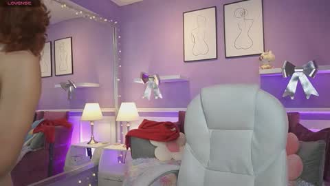 Dahlia Grey online show from 01/12/26, 11:37