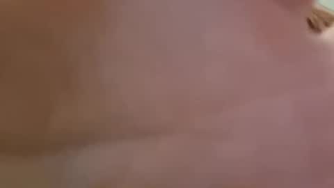 dahliaivyrose online show from 10/18/25, 12:50
