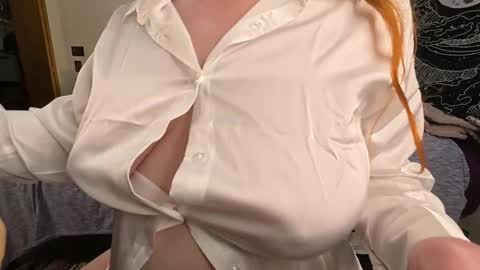 Dahlia online show from 03/22/26, 09:02