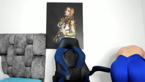Snapshot of dahnna_squirt chatting on 06/09/26, 02:23 Dahana online show from 06/09/26, 02:23