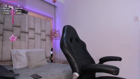 Daia Ortiz  online show from 09/23/25, 06:11