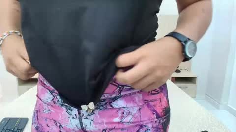 Snapshot of daia_vega chatting on 04/15/26, 09:26 Daia Vega online show from 04/15/26, 09:26