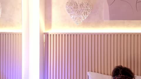 Daiana online show from 10/12/25, 07:24