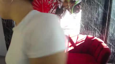 Daiana online show from 12/19/24, 12:45