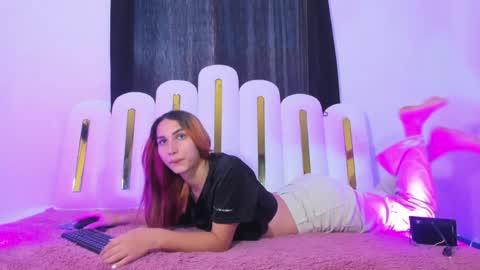 Snapshot of daicell_juliana chatting on 12/18/24, 02:17 daicell juliana online show from 12/18/24, 02:17