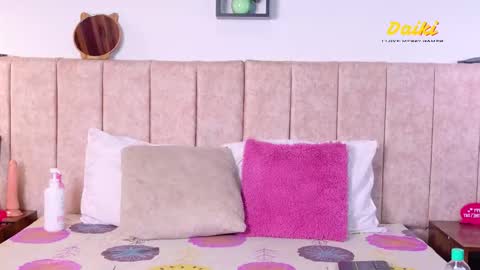 Juls online show from 02/13/26, 09:33