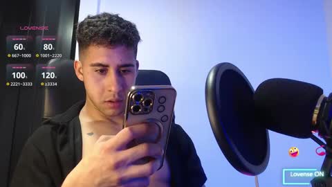 Snapshot of daiki_kt chatting on 02/15/25, 02:26 Daiki kt online show from 02/15/25, 02:26