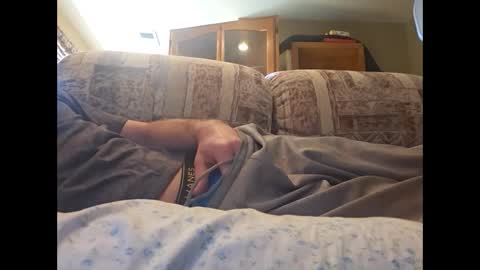 Snapshot of dailyjerker84 chatting on 03/01/25, 07:59 DailyJerker84 online show from 03/01/25, 07:59