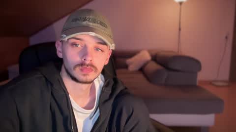 Daimon  online show from 02/03/25, 02:58