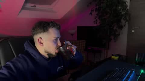 Daimon  online show from 02/23/26, 06:49