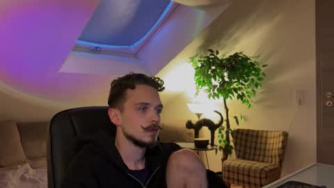 Daimon  online show from 03/19/26, 05:17