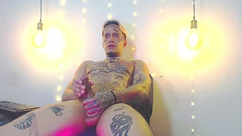 Snapshot of daimond_hope666 chatting on 01/24/25, 06:57 Daimond hope666 online show from 01/24/25, 06:57