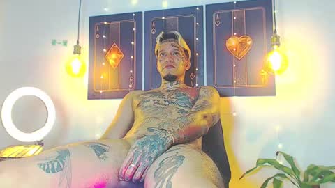 Snapshot of daimond_hope666 chatting on 03/06/25, 05:03 Daimond hope666 online show from 03/06/25, 05:03