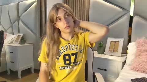 Snapshot of daimondti chatting on 09/16/25, 11:33 DaimonTi online show from 09/16/25, 11:33