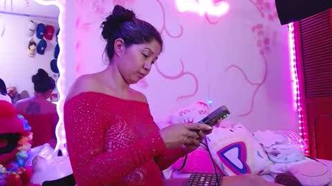 Snapshot of daina_flower chatting on 02/15/26, 04:42 DAINA online show from 02/15/26, 04:42