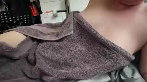 Mx Mommy Moo online show from 04/11/26, 10:25