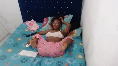 Snapshot of daisha_becker chatting on 01/30/25, 03:51 daisha_becker online show from 01/30/25, 03:51