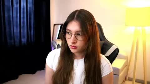 Snapshot of daisha_riley chatting on 09/23/25, 01:36 Lauren online show from 09/23/25, 01:36