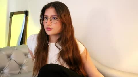 Snapshot of daisha_riley chatting on 10/20/25, 01:55 Lauren online show from 10/20/25, 01:55