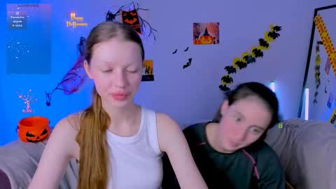 Snapshot of daisy_baby_ chatting on 10/22/25, 07:24 daisy online show from 10/22/25, 07:24