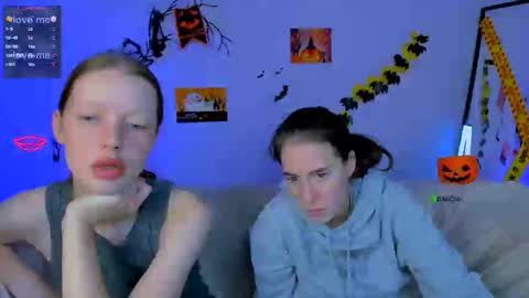 Snapshot of daisy_baby_ chatting on 10/23/25, 07:34 daisy online show from 10/23/25, 07:34
