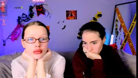 Snapshot of daisy_baby_ chatting on 10/25/25, 07:19 daisy online show from 10/25/25, 07:19