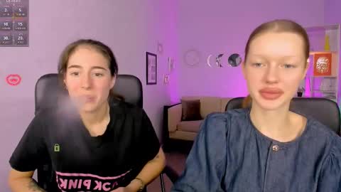 Snapshot of daisy_baby_ chatting on 11/22/25, 08:30 daisy online show from 11/22/25, 08:30