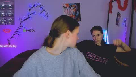 Snapshot of daisy_baby_ chatting on 12/05/25, 08:05 daisy online show from 12/05/25, 08:05