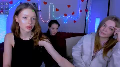 Snapshot of daisy_baby_ chatting on 02/25/26, 08:18 daisy online show from 02/25/26, 08:18