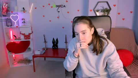 Snapshot of daisy_baby_ chatting on 04/05/26, 07:11 daisy online show from 04/05/26, 07:11