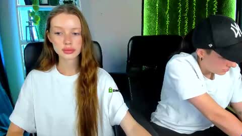 Snapshot of daisy_baby_ chatting on 07/07/26, 12:20 daisy online show from 07/07/26, 12:20