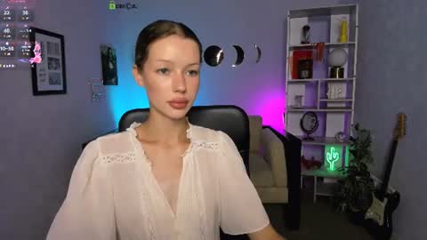 Snapshot of daisy_baby_ chatting on 07/21/26, 05:43 daisy online show from 07/21/26, 05:43