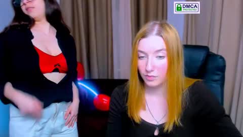 Snapshot of daisy_candy chatting on 03/05/25, 01:21 Little Di online show from 03/05/25, 01:21