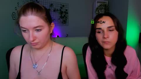 Snapshot of daisy_candy chatting on 09/27/25, 07:41 Little Di online show from 09/27/25, 07:41