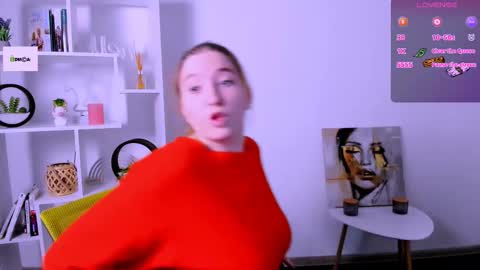 Snapshot of daisy_candy chatting on 11/17/25, 07:30 Little Di online show from 11/17/25, 07:30