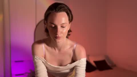 Daisy   Fansly - Daisyymint  online show from 05/20/26, 05:52