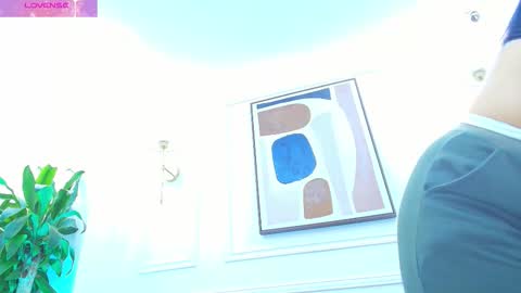 Daisy Price online show from 11/10/25, 11:09