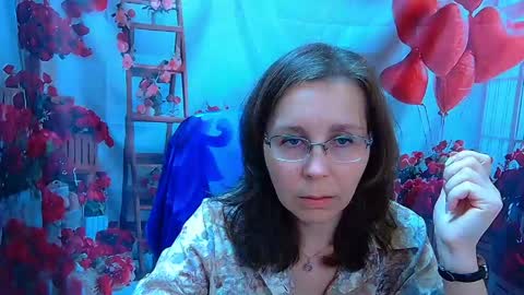 Snapshot of daisyedit chatting on 05/31/26, 05:37 DaisyEdit online show from 05/31/26, 05:37