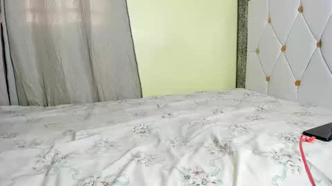 Snapshot of daiziezee chatting on 12/16/25, 05:23 Lucky online show from 12/16/25, 05:23