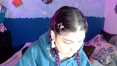 Snapshot of dak_7 chatting on 12/31/24, 12:32    --  -- help me reach 100 hands up  online show from 12/31/24, 12:32