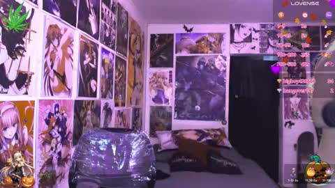 Snapshot of dakapsy420_ chatting on 11/05/25, 11:05 Dakapsy online show from 11/05/25, 11:05