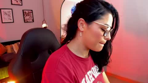 Snapshot of dakhota_rouge chatting on 05/28/26, 05:05 Dakhota online show from 05/28/26, 05:05