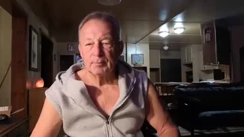 dakit online show from 10/12/25, 01:21