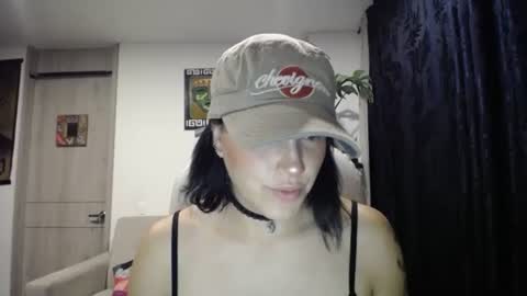 IG  dakotasofiaa online show from 01/14/25, 03:11