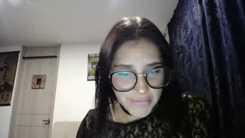 IG  dakotasofiaa online show from 02/05/25, 05:09