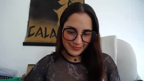 IG  dakotasofiaa online show from 02/05/26, 07:40