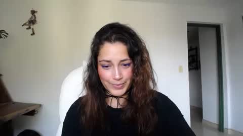 IG  dakotasofiaa online show from 05/20/26, 09:54