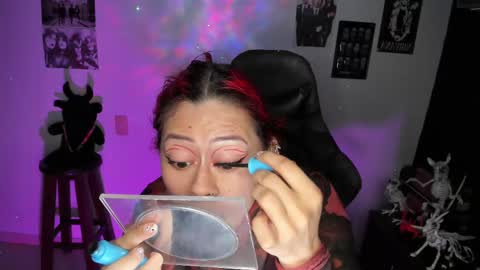 Dakota Crab online show from 11/21/25, 11:47